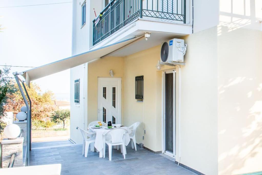 Όμορφο Παραθασυγκρότημα Ενοικιαζόμενων Καταλυμάτων Ως Ολόκληρος Χώρος - Chrani, Ελλάδαλάσσιο Διαμέρισμα Exteriör bild