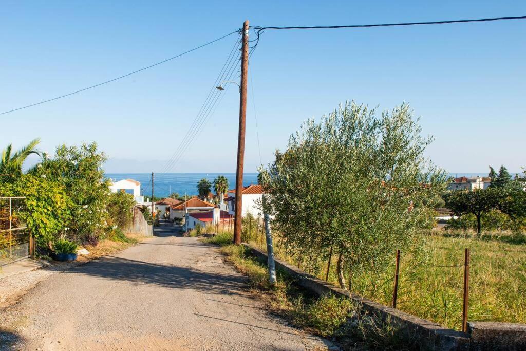 Όμορφο Παραθασυγκρότημα Ενοικιαζόμενων Καταλυμάτων Ως Ολόκληρος Χώρος - Chrani, Ελλάδαλάσσιο Διαμέρισμα Exteriör bild