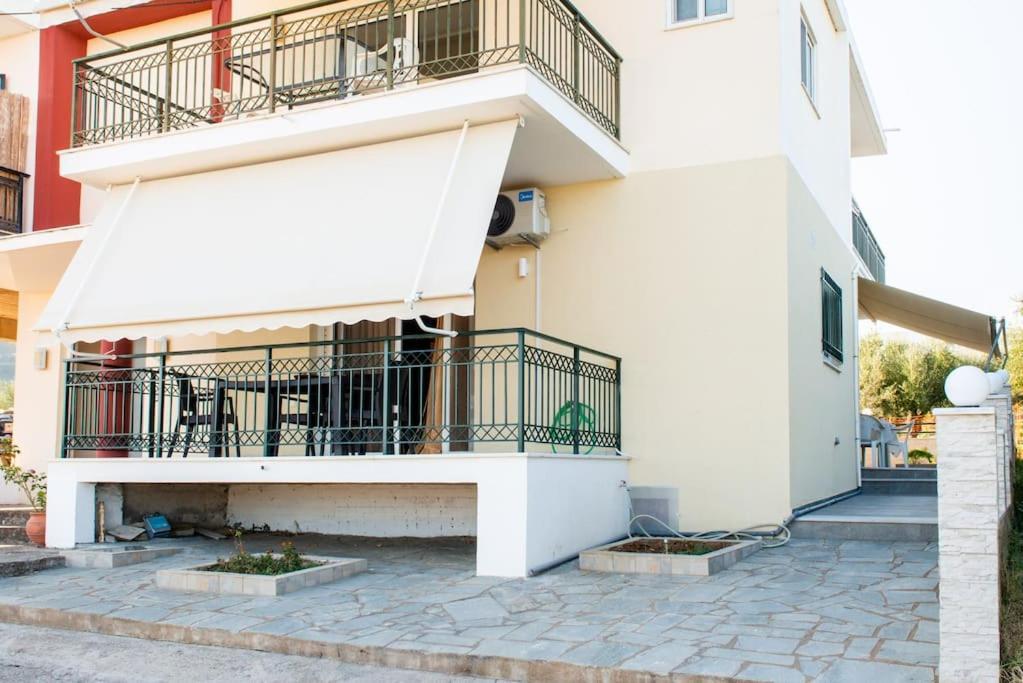 Όμορφο Παραθασυγκρότημα Ενοικιαζόμενων Καταλυμάτων Ως Ολόκληρος Χώρος - Chrani, Ελλάδαλάσσιο Διαμέρισμα Exteriör bild